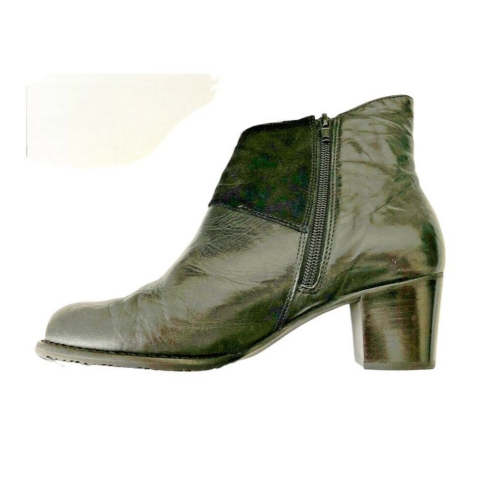 Women's Elites Walking Cradles Cinnamon Black Boots 8.5 WW